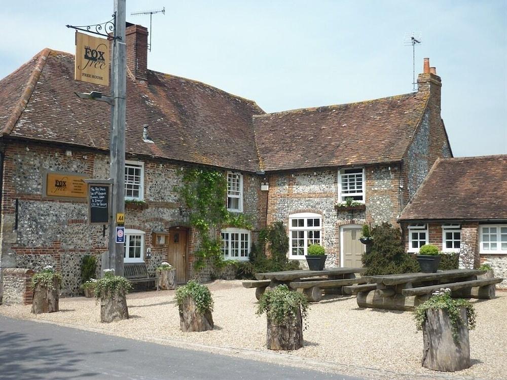 The Fox Goes Free Hotel Chichester Exterior foto
